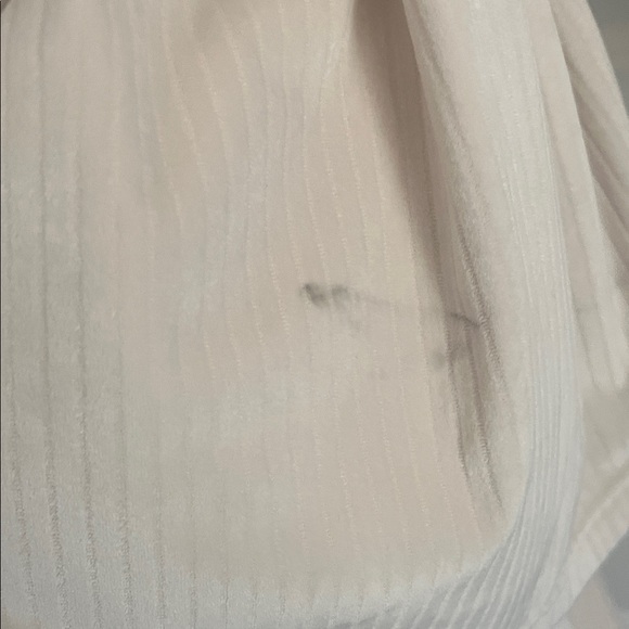 Luxurious Cream Hooded Robe - Picture 5 of 6